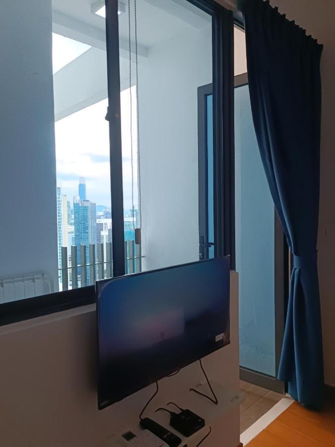 Lx 39A Balcony Klcc View 1 Bedroom Infinity Pool Куала Лумпур Екстериор снимка